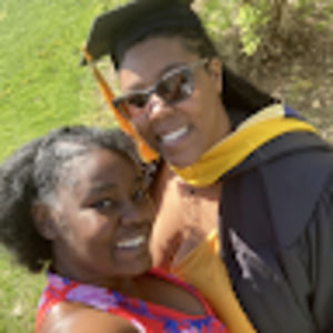 Meet your Posher, Aliya